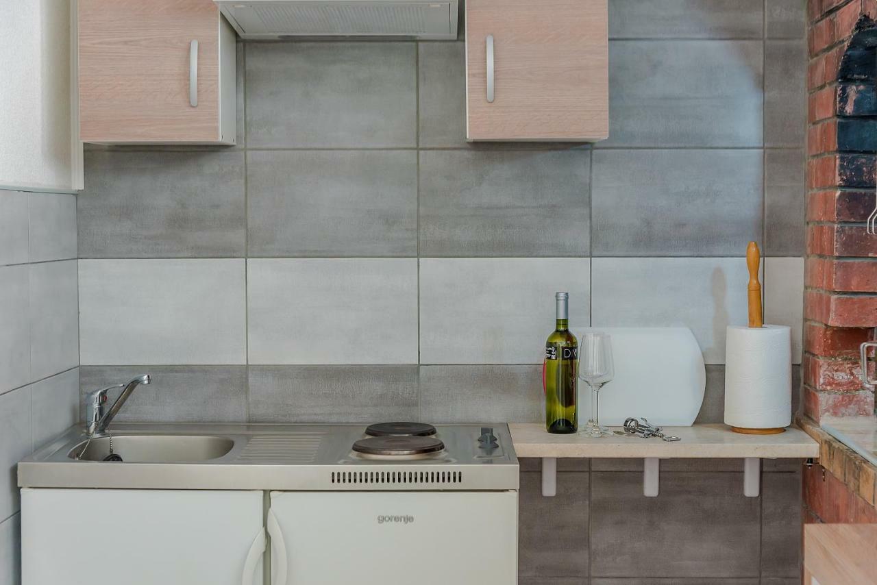 Apartmani Luka 巴什卡沃达 外观 照片