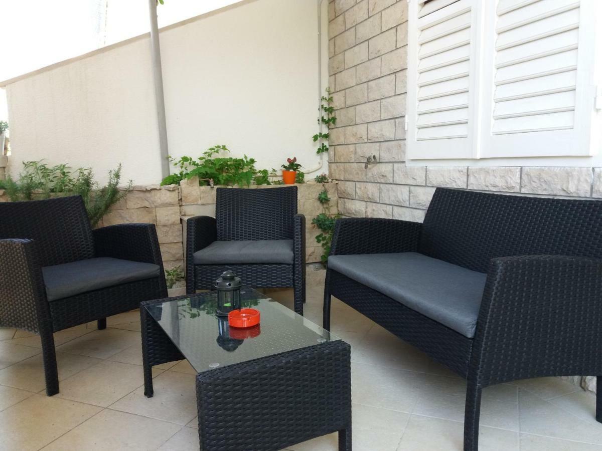 Apartmani Luka 巴什卡沃达 外观 照片